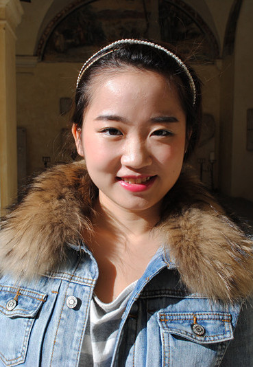 意大利庫(kù)內(nèi)奧國(guó)立美術(shù)學(xué)院留學(xué)服裝設(shè)計(jì)/珠寶設(shè)計(jì)  專業(yè)秦老師